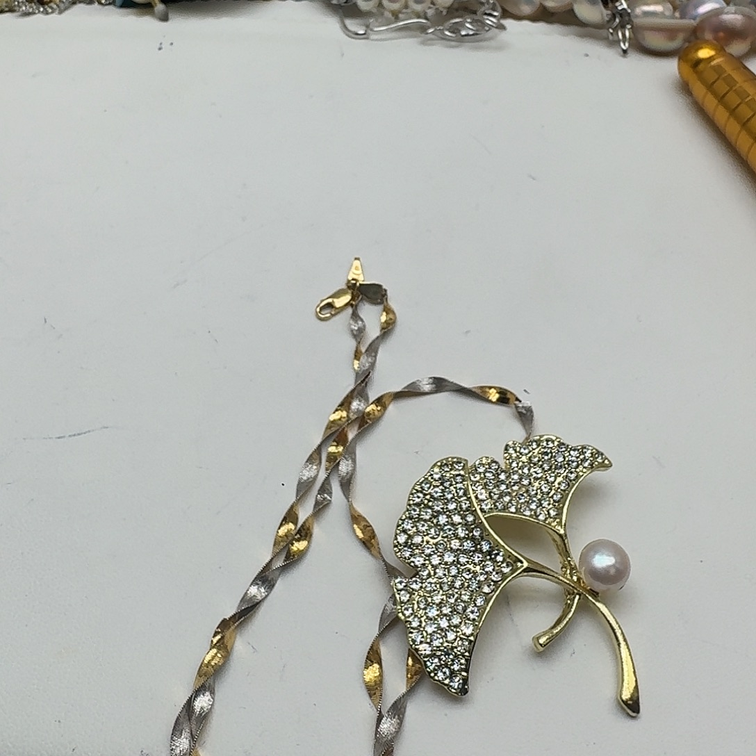 未镶嵌淡水珍珠颈饰