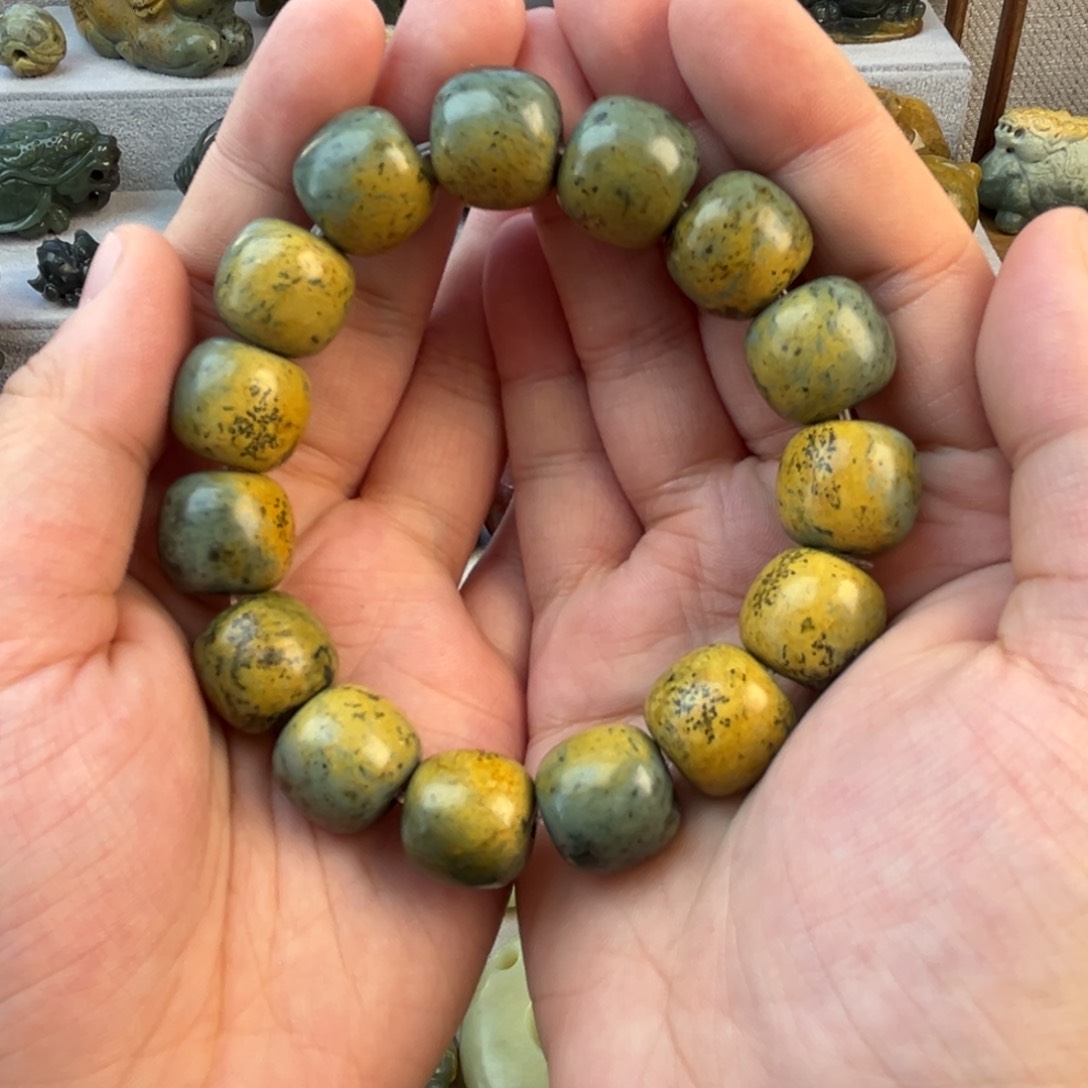 岫岩河磨玉（透闪石质玉）手串未镶嵌ƪ****雅