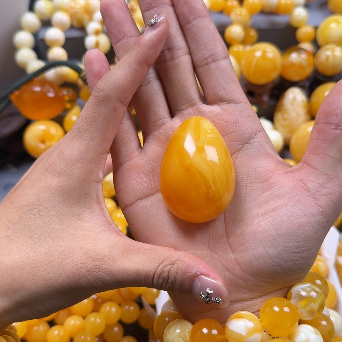 琥珀珠宝奇石未镶嵌水滴