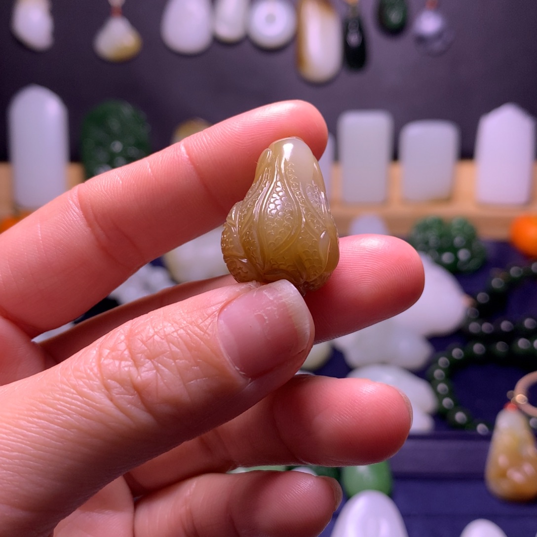 和田玉挂件未镶嵌