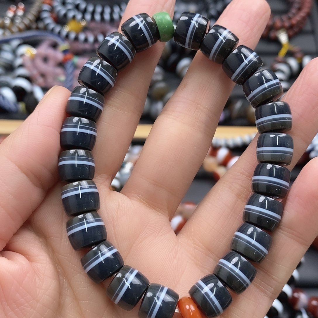 玛瑙/玉髓玛瑙手串未镶嵌