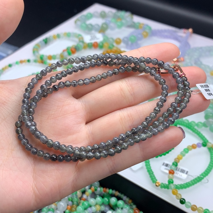 翡翠手镯未镶嵌卡