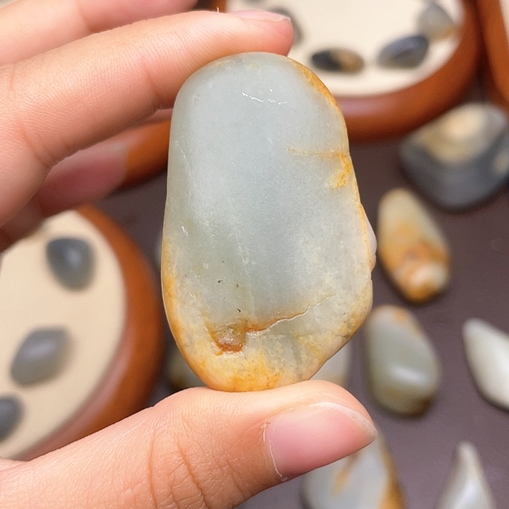 和田玉未镶嵌颈饰25