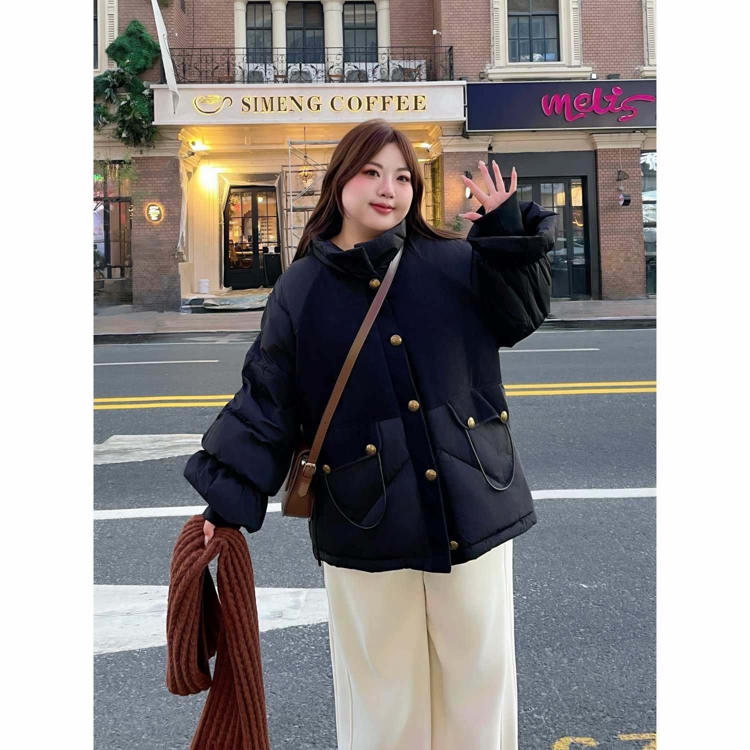 花契“半山沁岛”大码女装冬季简约200斤胖mm炸街潮款棉服13705-C