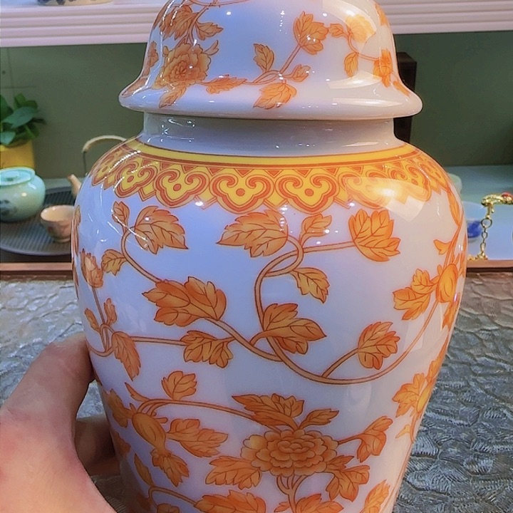 青花瓷器茶具茶叶罐玻璃杯