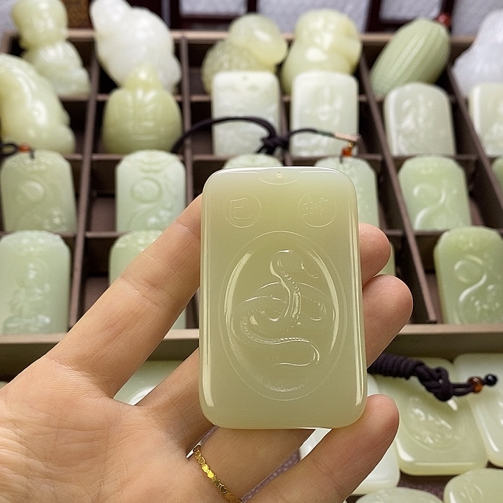 昆仑石蛇守护普贤