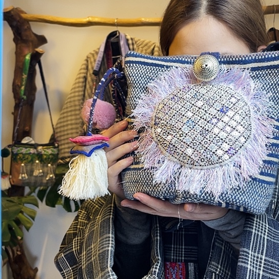 织绣手工制作包包