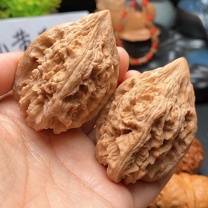 文玩核桃吊坠鸭嘴兽