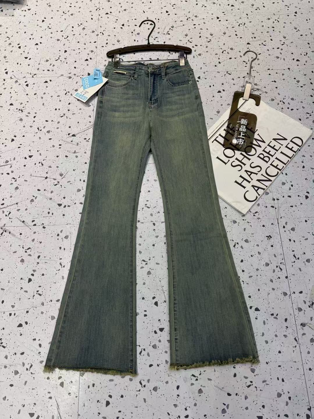 《GZZY》潮牌设计款极简弹力显瘦女神微喇牛仔裤#10070