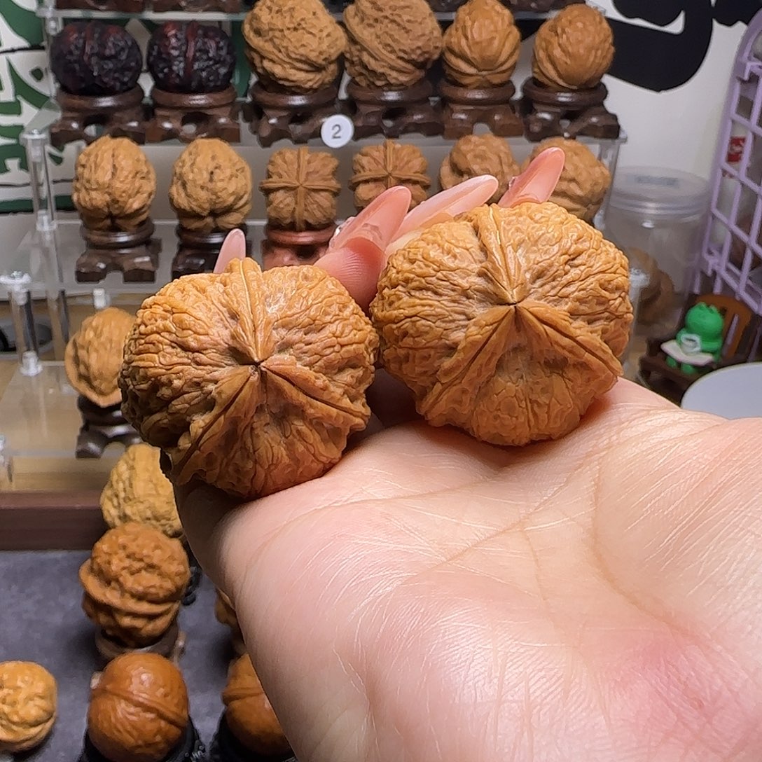 文玩核桃把件18…………39mm