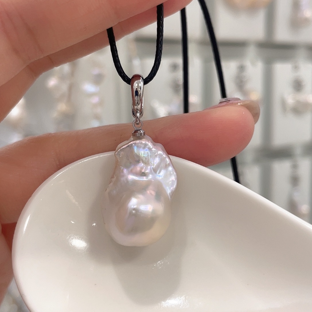 未镶嵌颈饰淡水珍珠