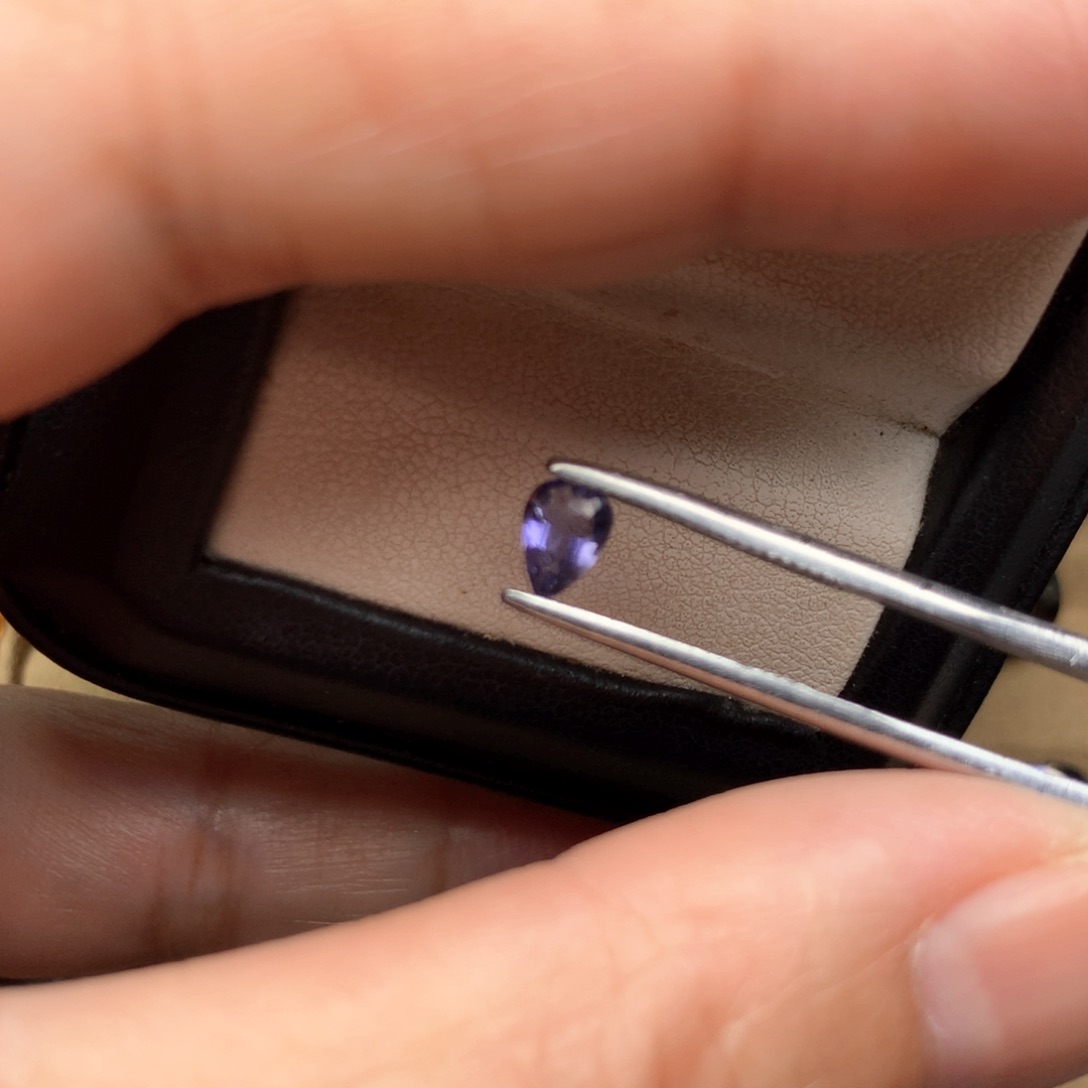 尖晶石裸石未镶嵌