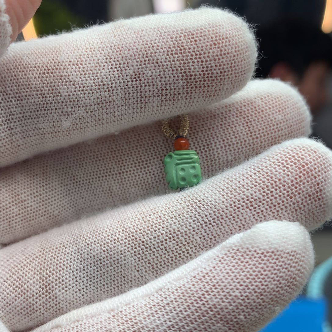 绿松石挂件未镶嵌