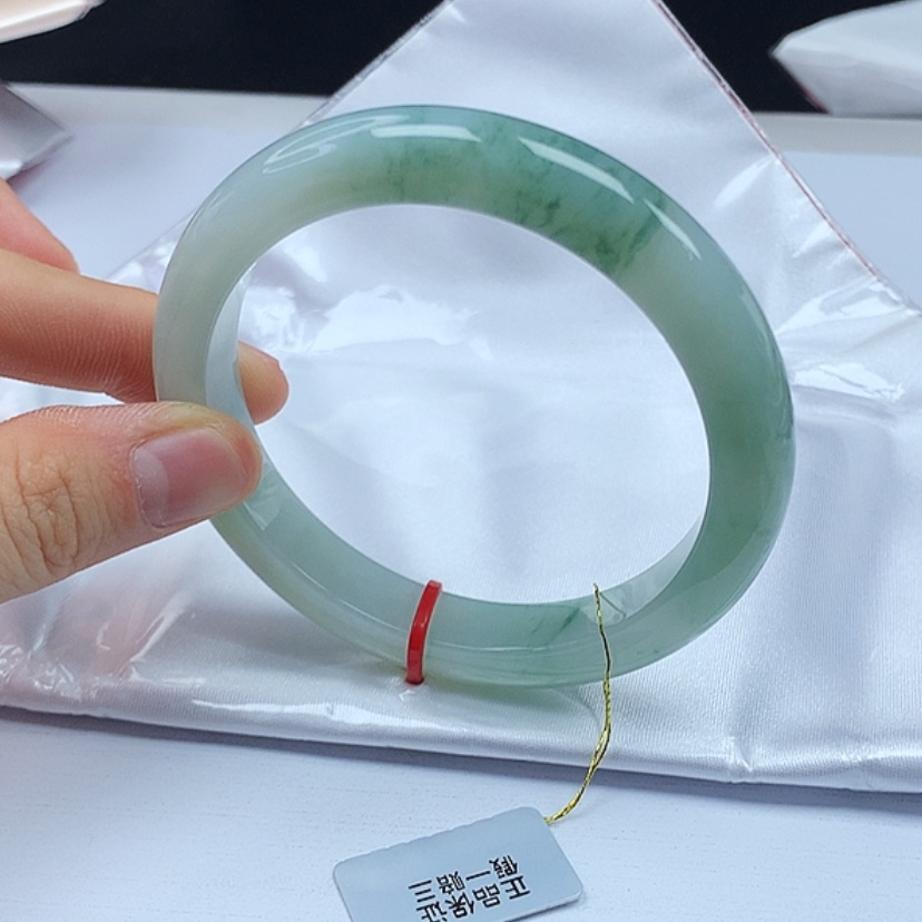 【闪购商品】翡翠手镯未镶嵌天然缅甸a货手镯57+