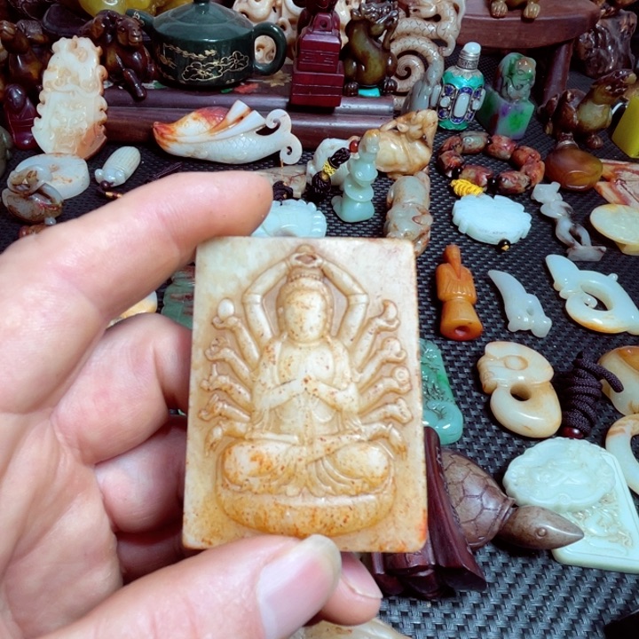 滴血莲花菩提把件