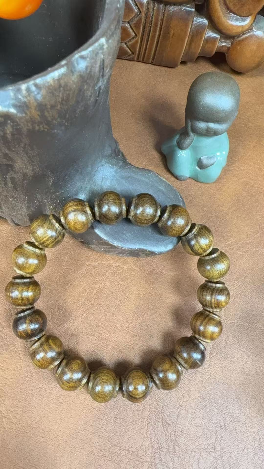 精品黄花梨灯笼珠手串1005