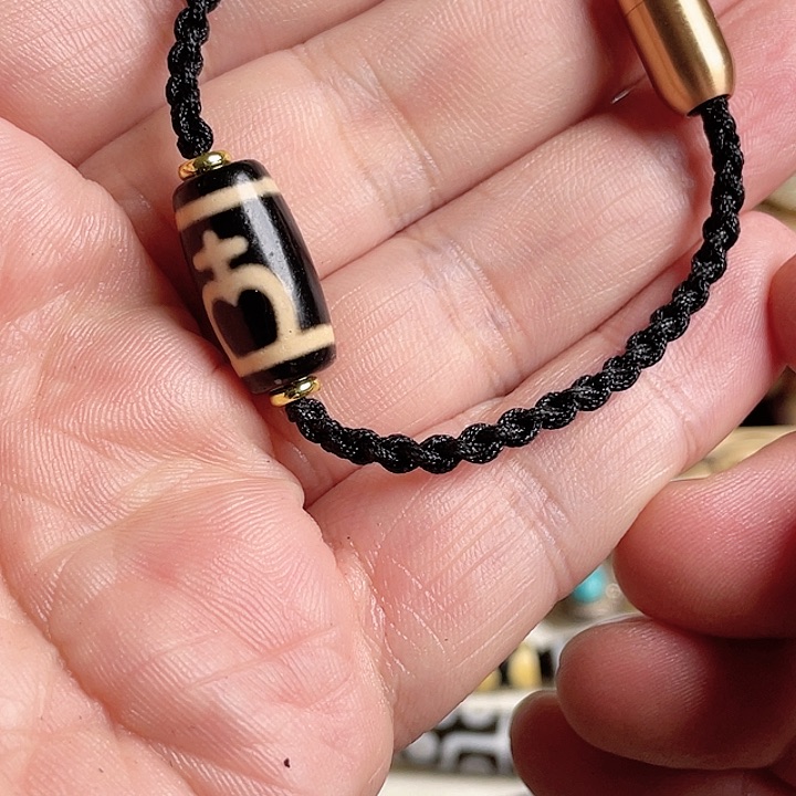 玛瑙/玉髓颈饰合金