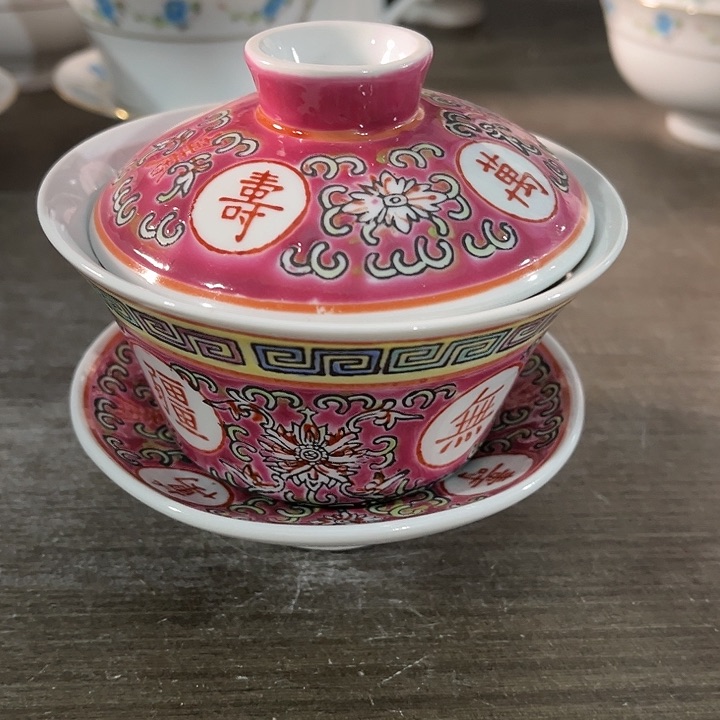 瓷片////景德镇陶瓷盖碗。