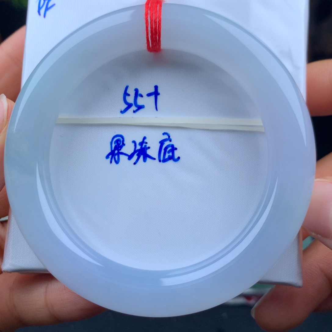 翡翠手镯未镶嵌冰胶春彩胖圆0结构