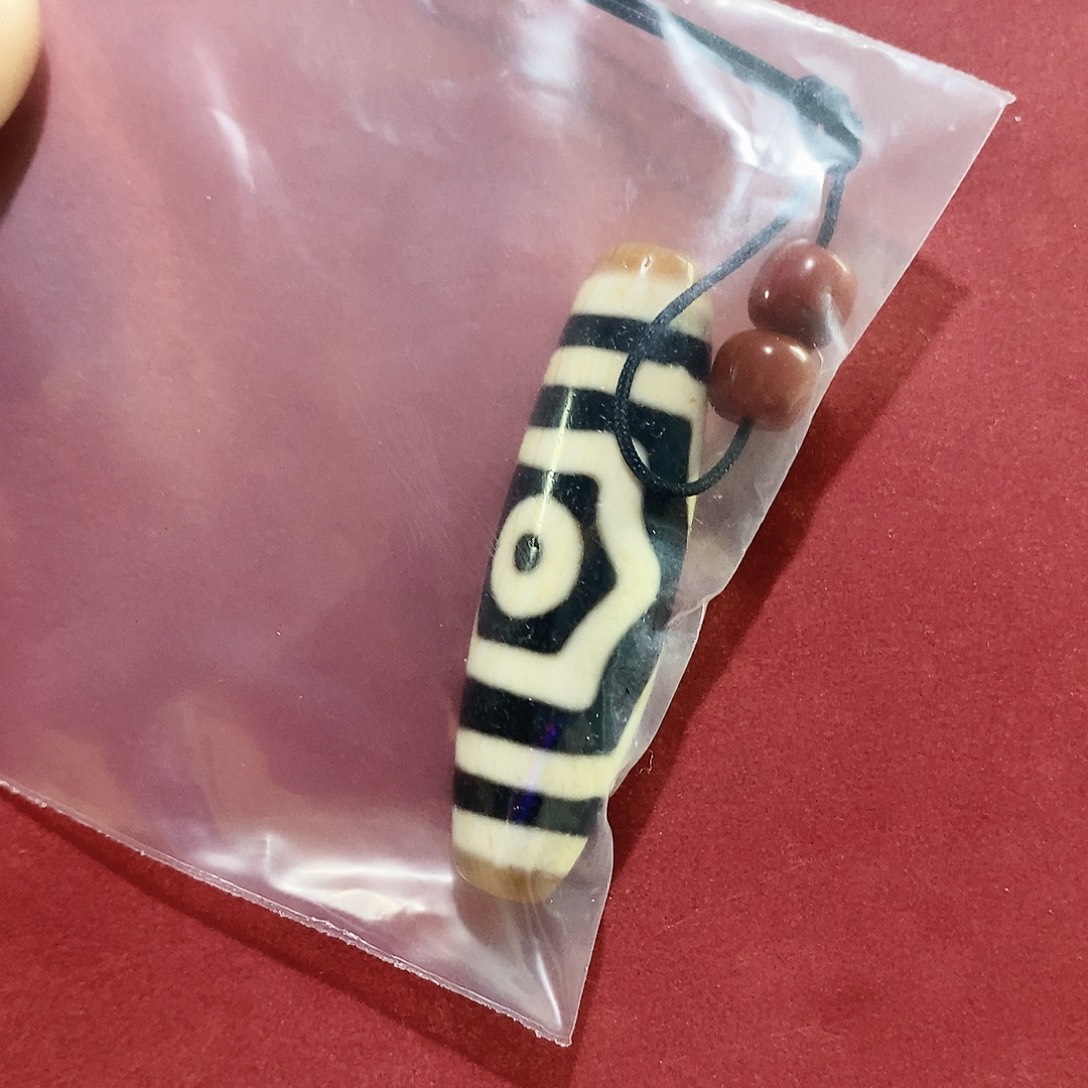 嘻***嘿玛瑙/玉髓未镶嵌颈饰行运臻品顶料三眼