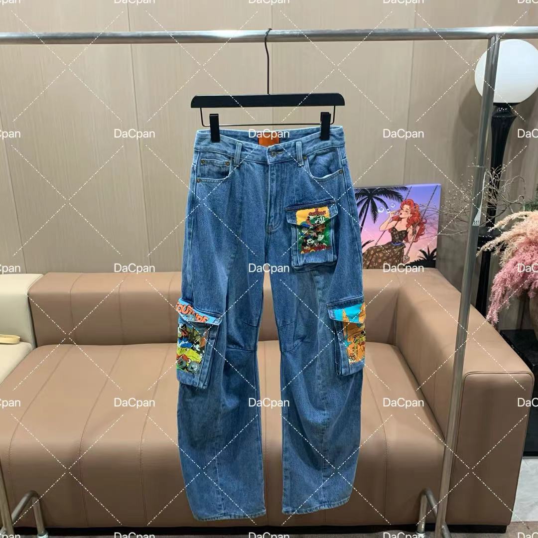 DACPAN-“欢乐谷”卡通印花口袋工装牛仔裤 2025/盼·25033002