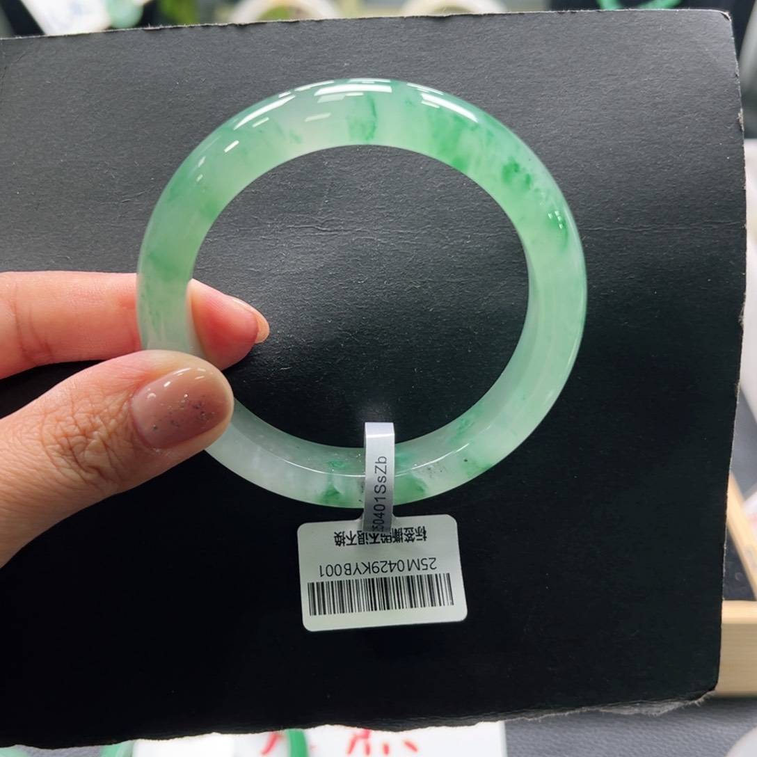 石英质玉手镯未镶嵌➕玲玲58