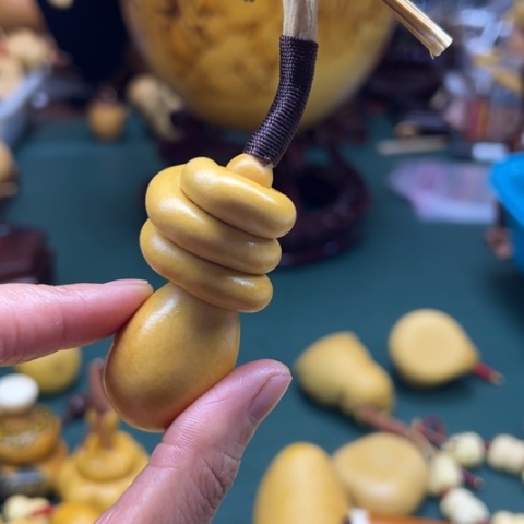用**桑突突突胡同里咯啦