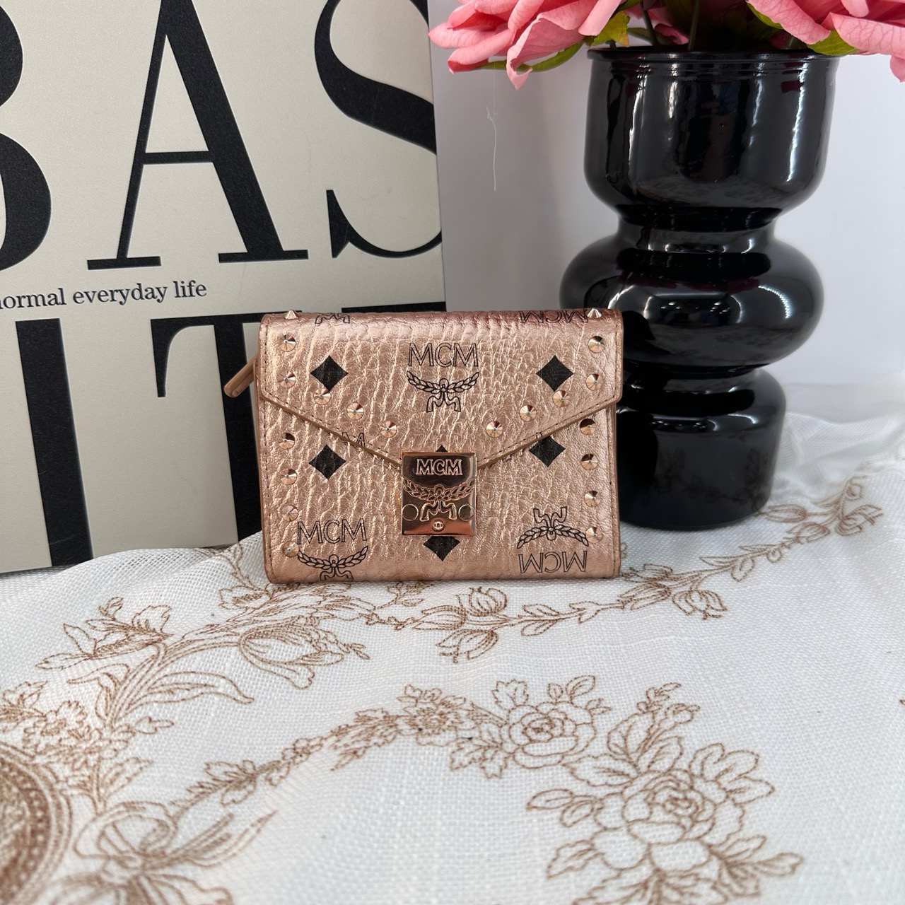 95新 MCM 8353/香槟粉短款折叠钱包