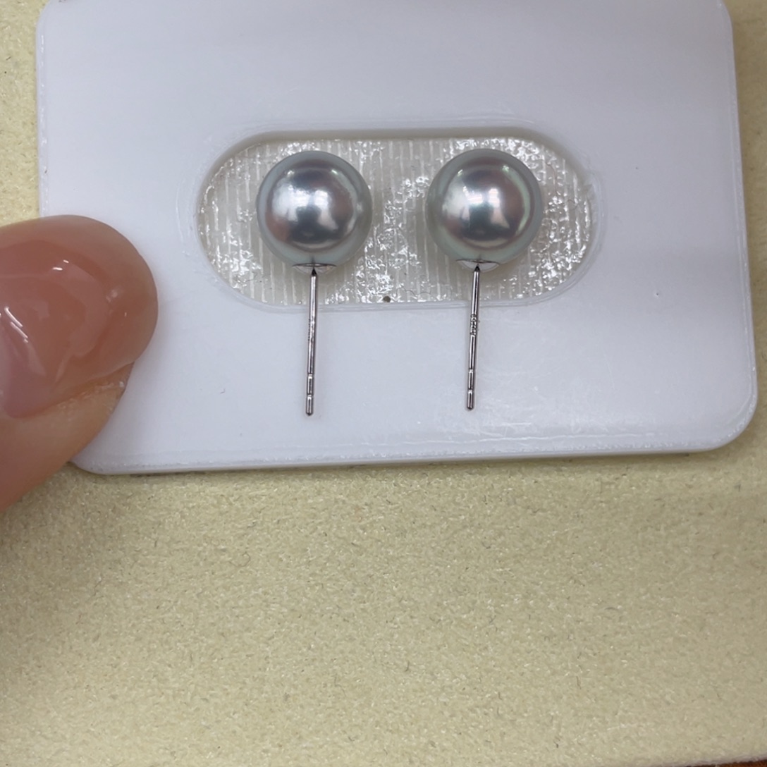 耳饰18K金镶嵌海水珍珠真多麻8毫米