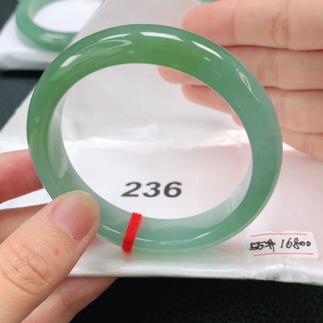 未镶嵌手镯翡翠缅甸55