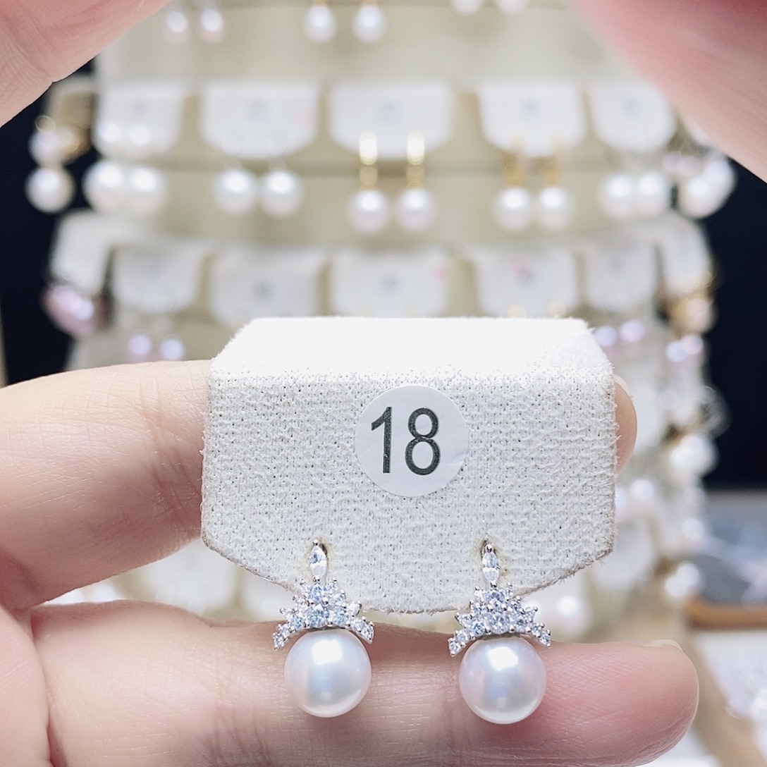 银S925镶嵌淡水珍珠耳饰