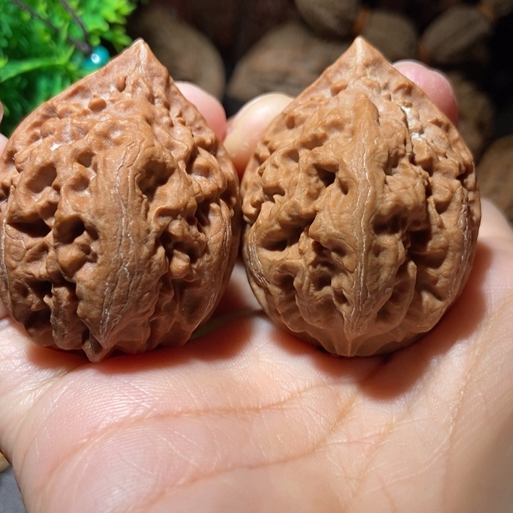 把件文玩核桃东北楸子小雪68