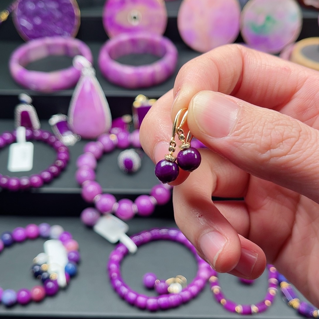 苏纪石（舒俱来）耳坠18K金镶嵌