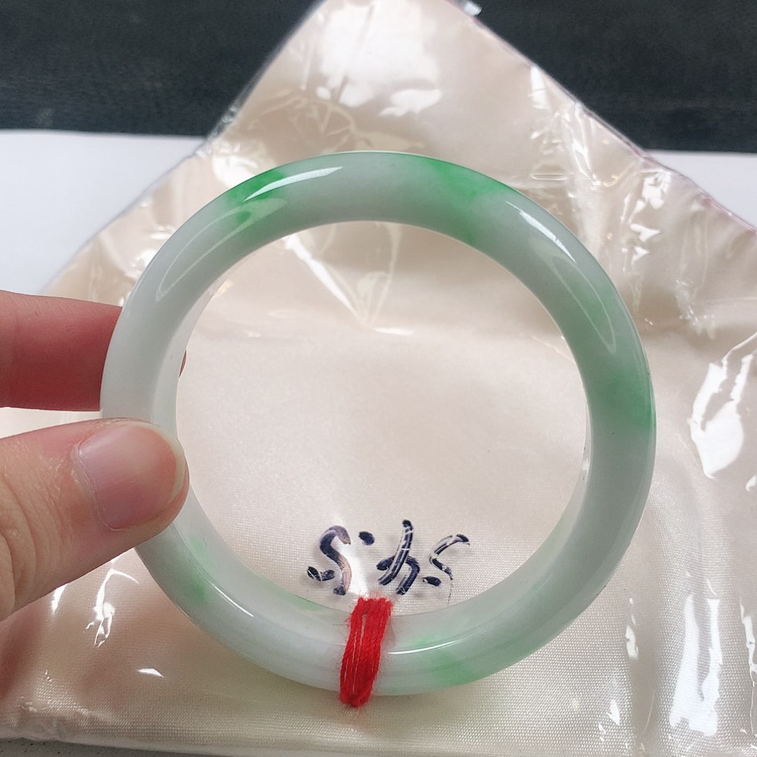 未镶嵌手镯翡翠360