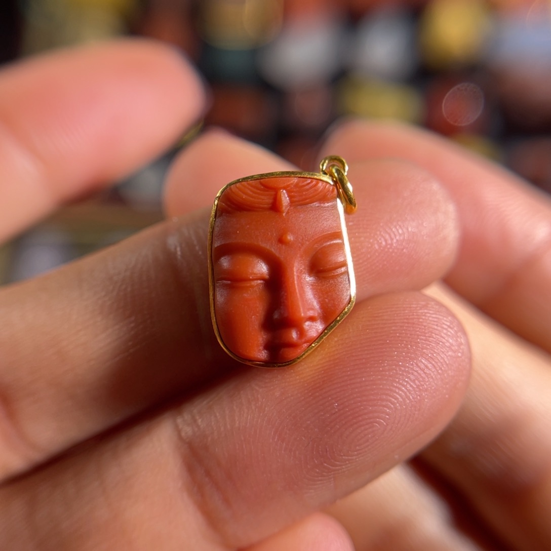 南红玛瑙老南红佛瞰未镶嵌