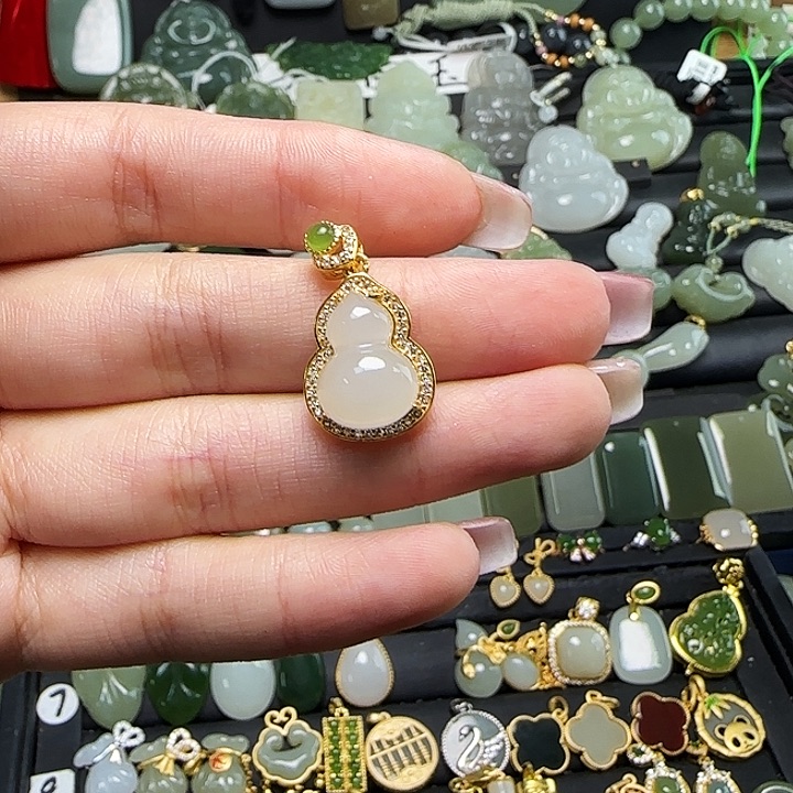 颈饰银S925镶嵌和田玉送链子送绳