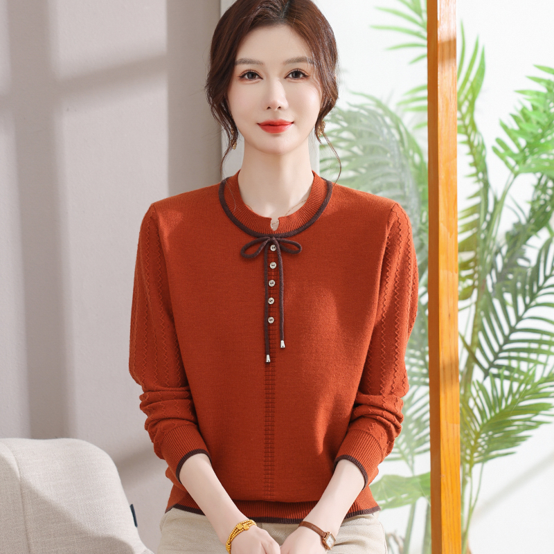 妈妈秋冬气质减龄毛衣百搭中年女长袖针织上衣薄款打底衫洋气小衫