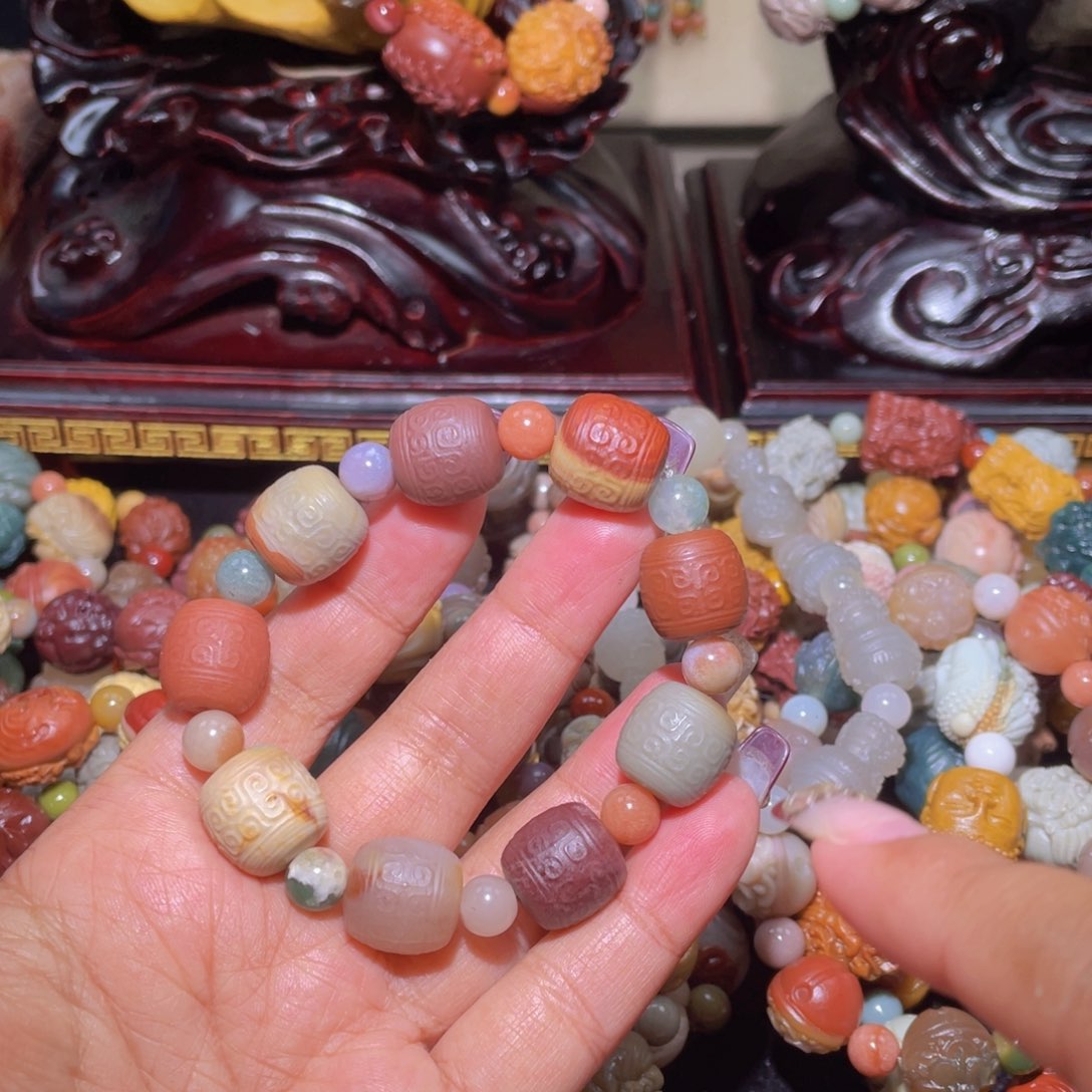 石英质玉手链未镶嵌