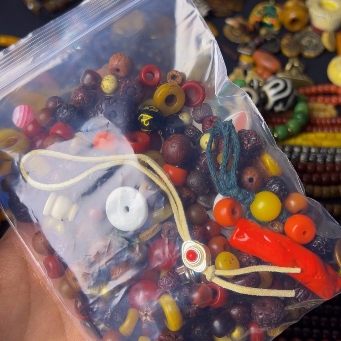 大果紫檀（缅甸花梨）疆*