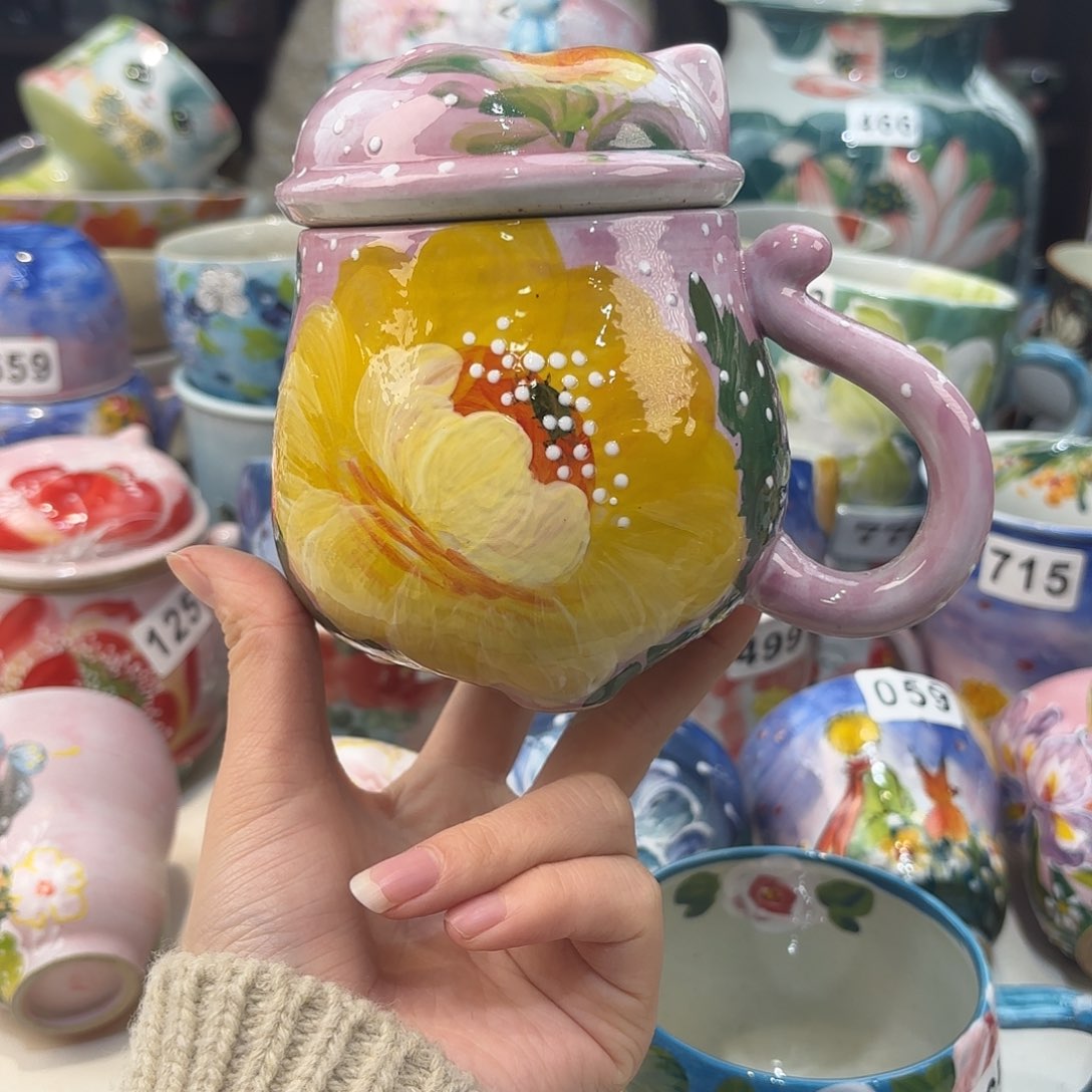 瓷片兔兔好可爱呀打