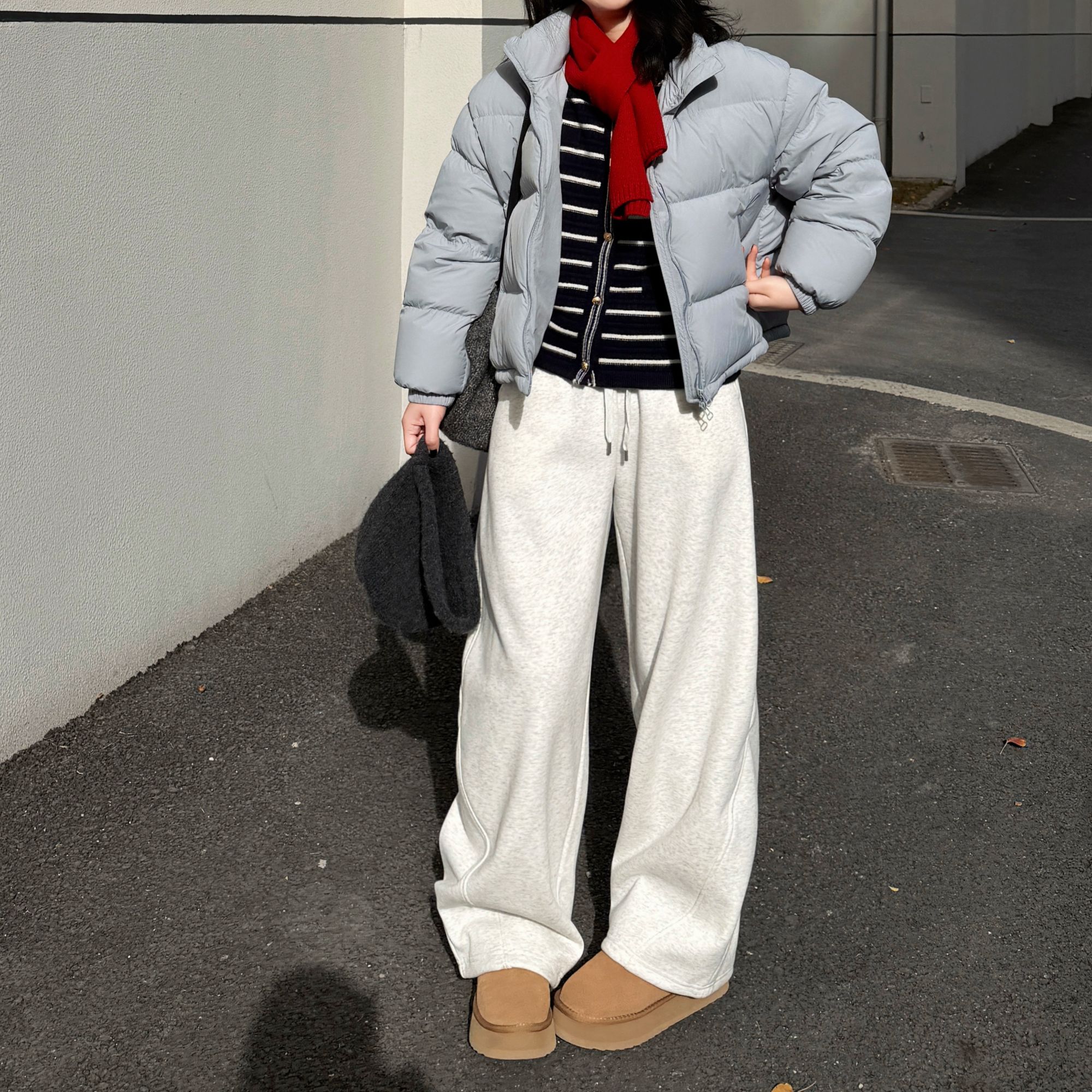 【小屁股】百搭立体分割线原创弯刀收口加绒两穿卫裤-J25401346