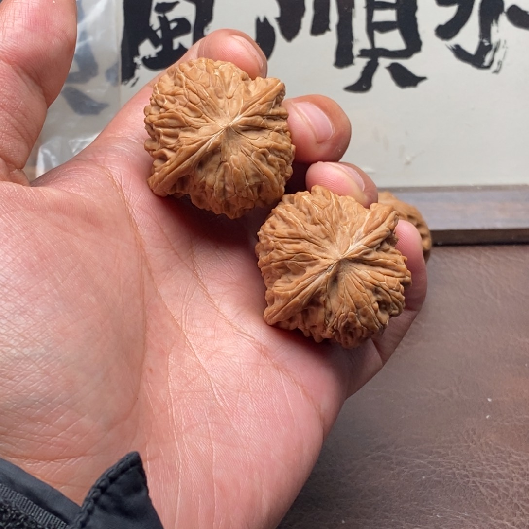 文玩核桃吊坠精配40房山正磨