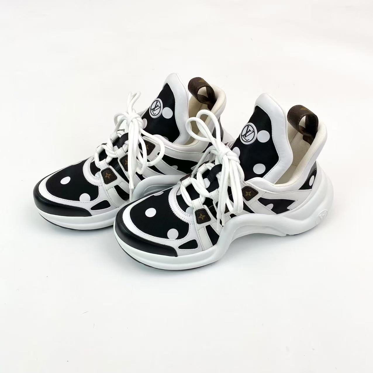 未使用 LouisVuitton/路易威登 qq599黑白拱桥老爹鞋 38码