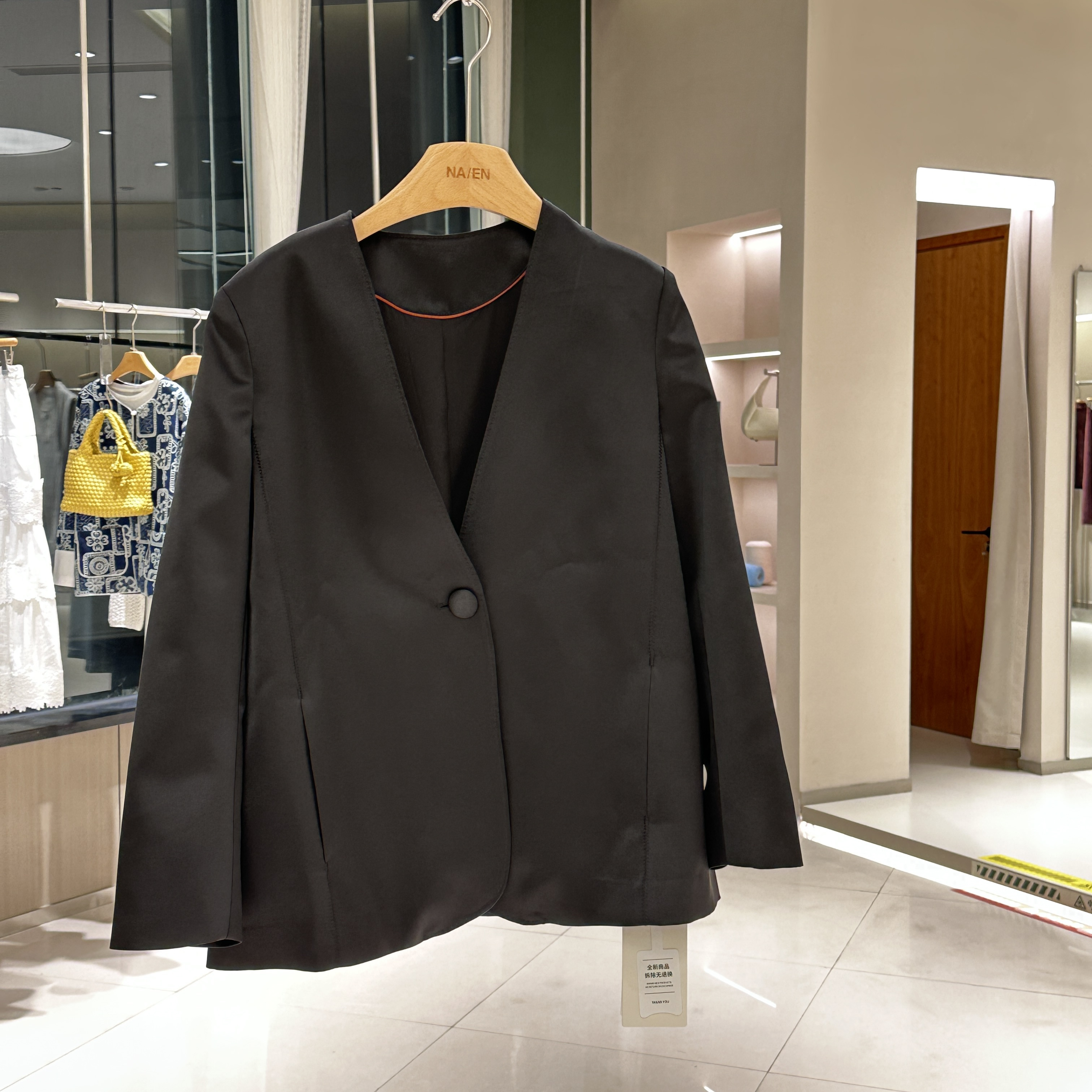 v领中长款早春西装外套