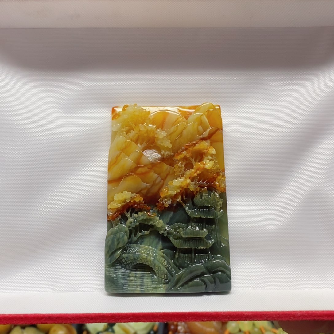 岫玉吊坠(赠链)未镶嵌小*