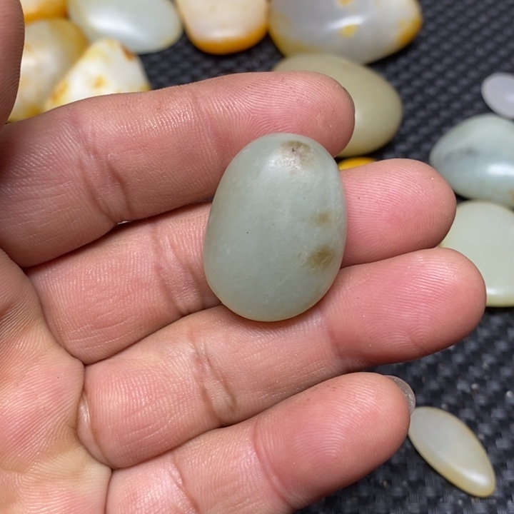 和田玉珠宝奇石未镶嵌