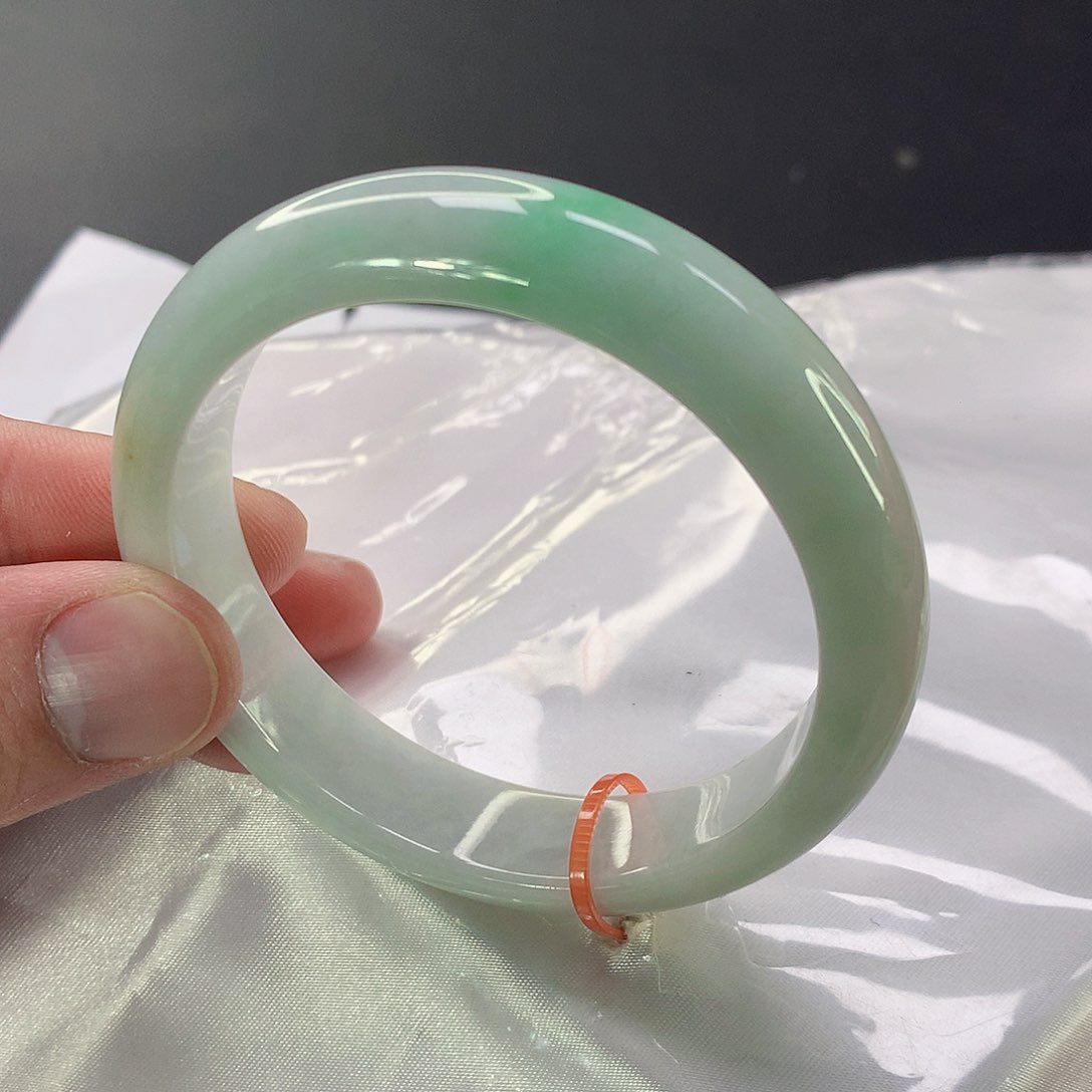 翡翠手镯未镶嵌077缅甸天然翡翠A货