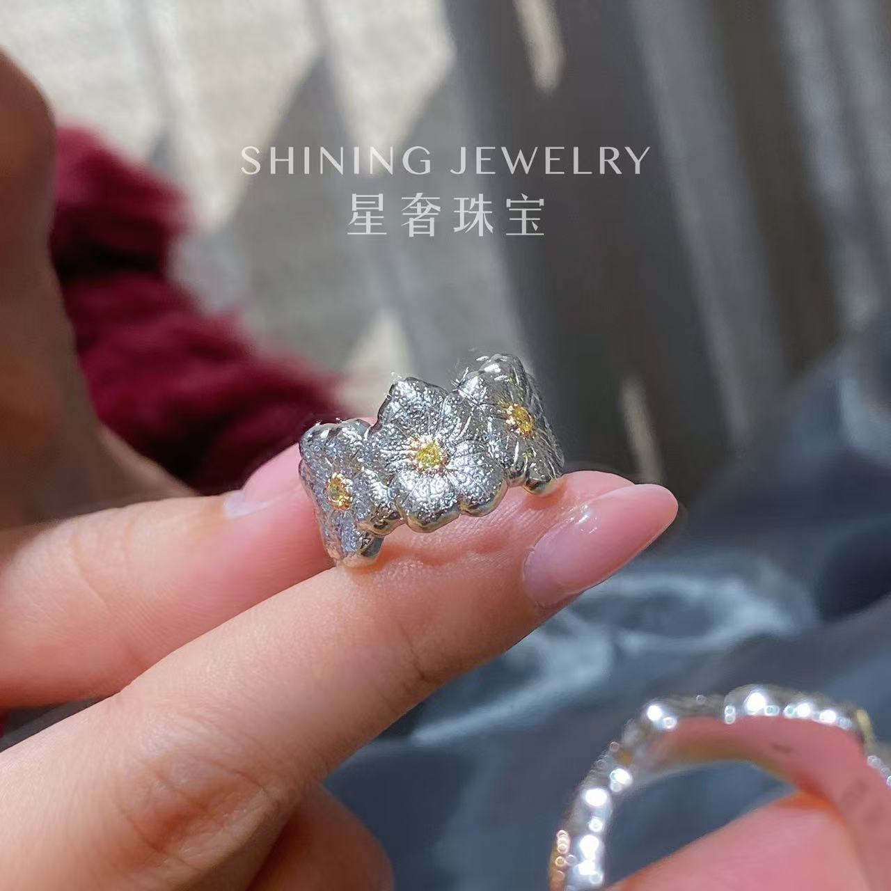 925银合成锆石戒指 【星奢珠宝】s925布布栀子花戒指