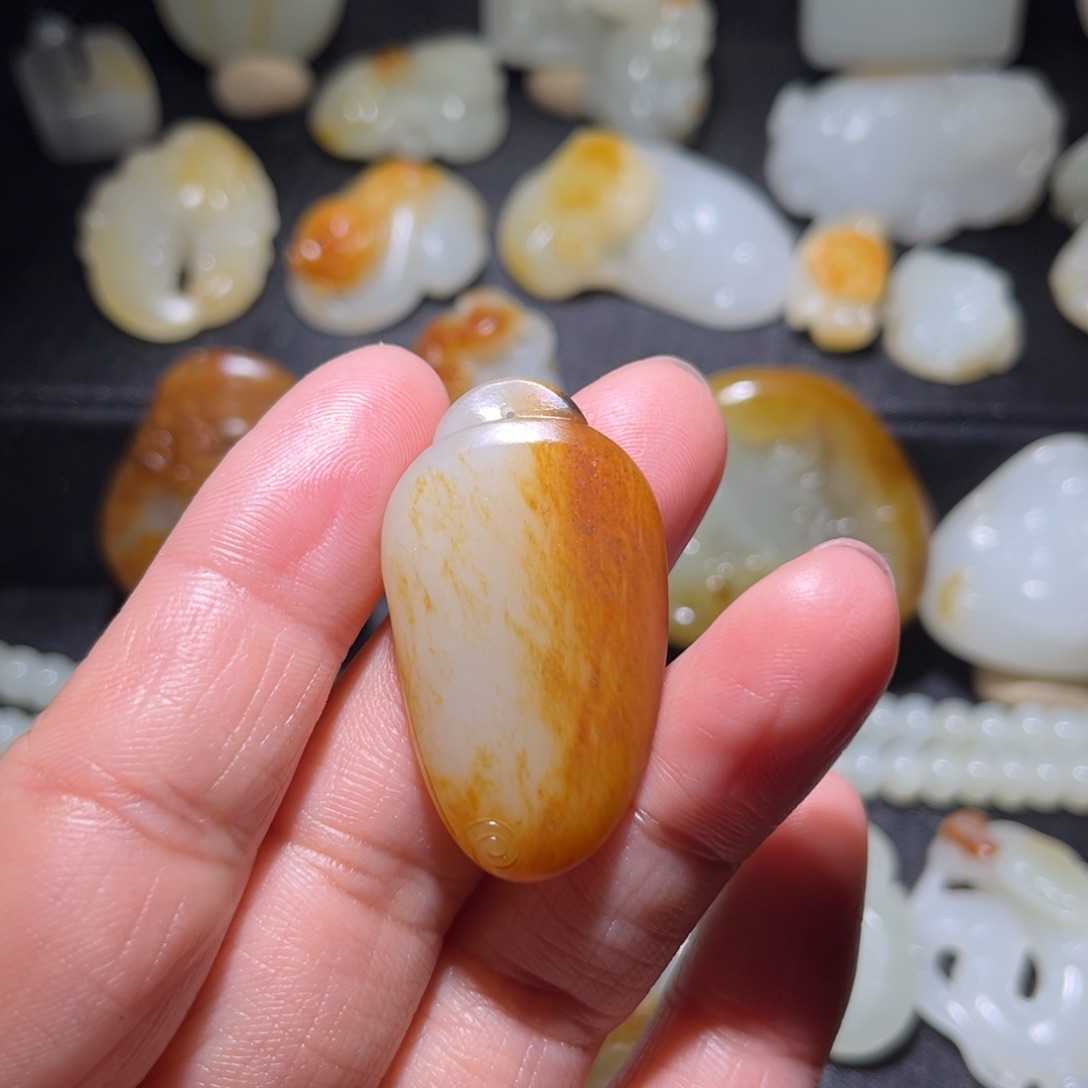 和田玉颈饰未镶嵌A***能