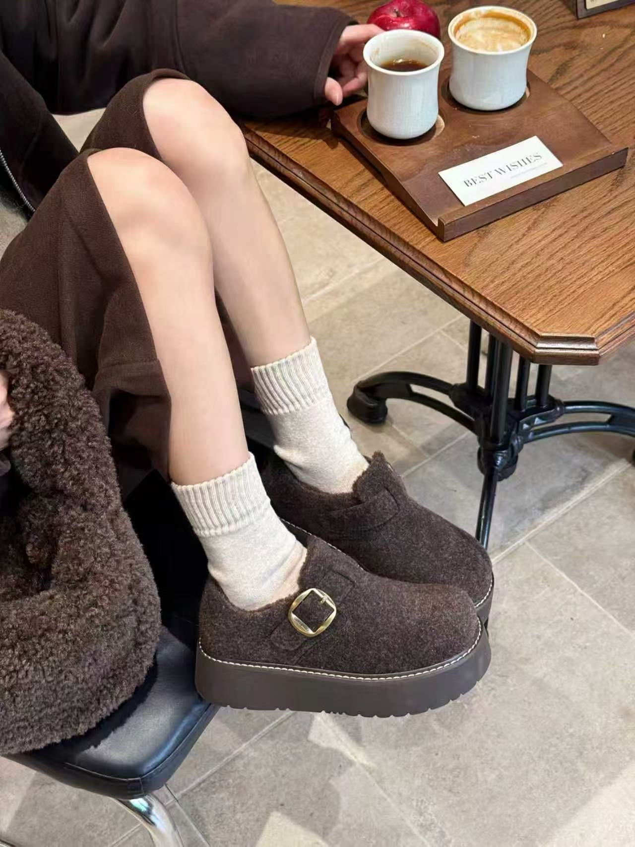 【婷婷推荐】9772 秋冬厚底博肯女鞋保暖乐福鞋百搭款